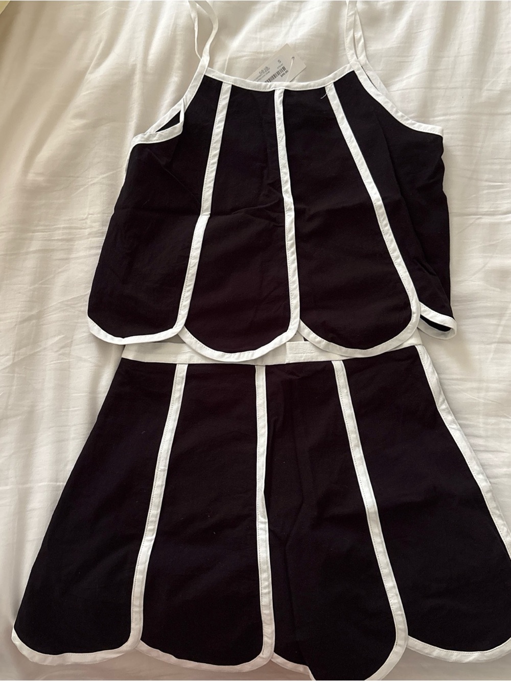 fab'rik Black Two-Piece Contrast-Trim Tank Top & Skirt Set
